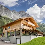 Hotel Gadmer - Dein Zuhause In Den Bergen Am Sustenpass Im Berner Oberland Gadmen