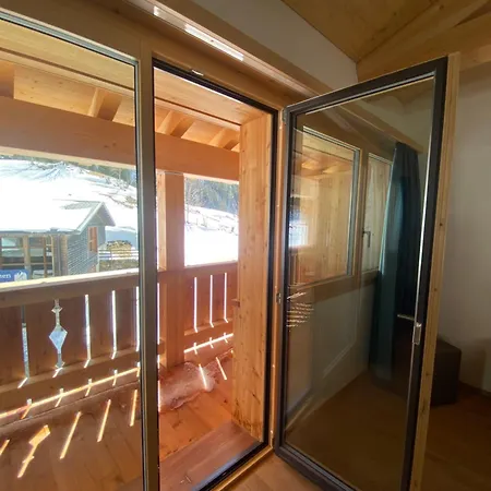 Hotel Gadmer - Dein Zuhause In Den Bergen Am Sustenpass Im Berner Oberland Gadmen
