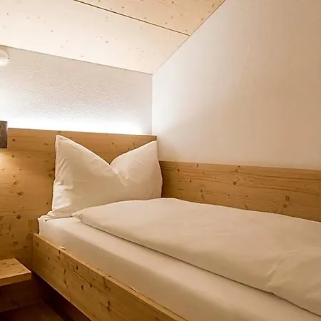 Gadmer - Dein Zuhause In Den Bergen Am Sustenpass Im Berner Oberland 3*