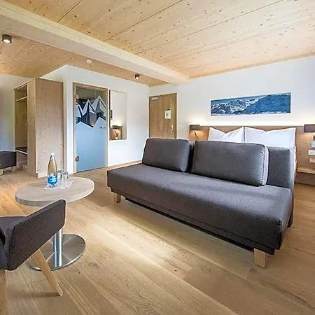 Gadmer - Dein Zuhause In Den Bergen Am Sustenpass Im Berner Oberland 3*