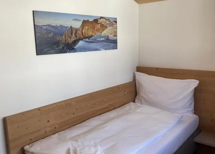 Hotel Gadmer - Dein Zuhause In Den Bergen Am Sustenpass Im Berner Oberland Gadmen