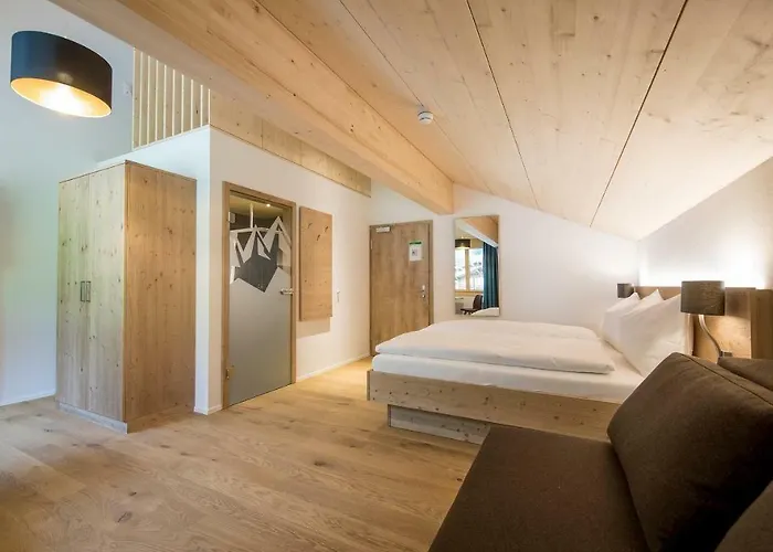 Hotel Gadmer - Dein Zuhause In Den Bergen Am Sustenpass Im Berner Oberland