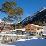 Gadmer - Dein Zuhause In Den Bergen Am Sustenpass Im Berner Oberland Gadmen
