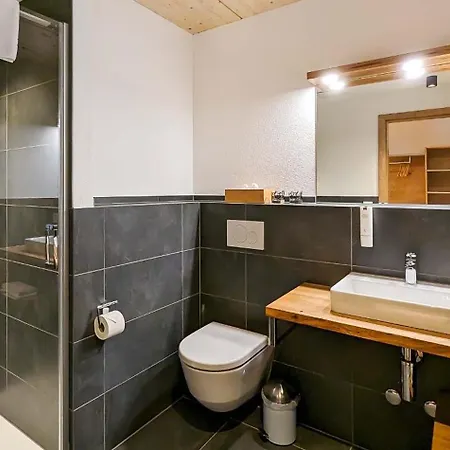 Szálloda Gadmer - Dein Zuhause In Den Bergen Am Sustenpass Im Berner Oberland Gadmen