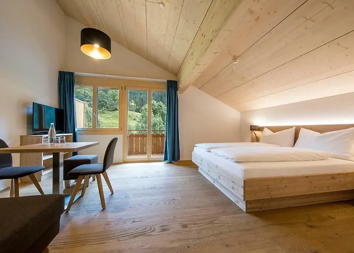 Hotel Gadmer - Dein Zuhause In Den Bergen Am Sustenpass Im Berner Oberland 3*